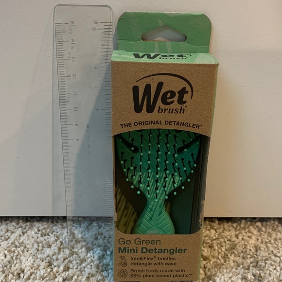 Wet Brush Go Green Mini Detangler - Picture 2 of 5
